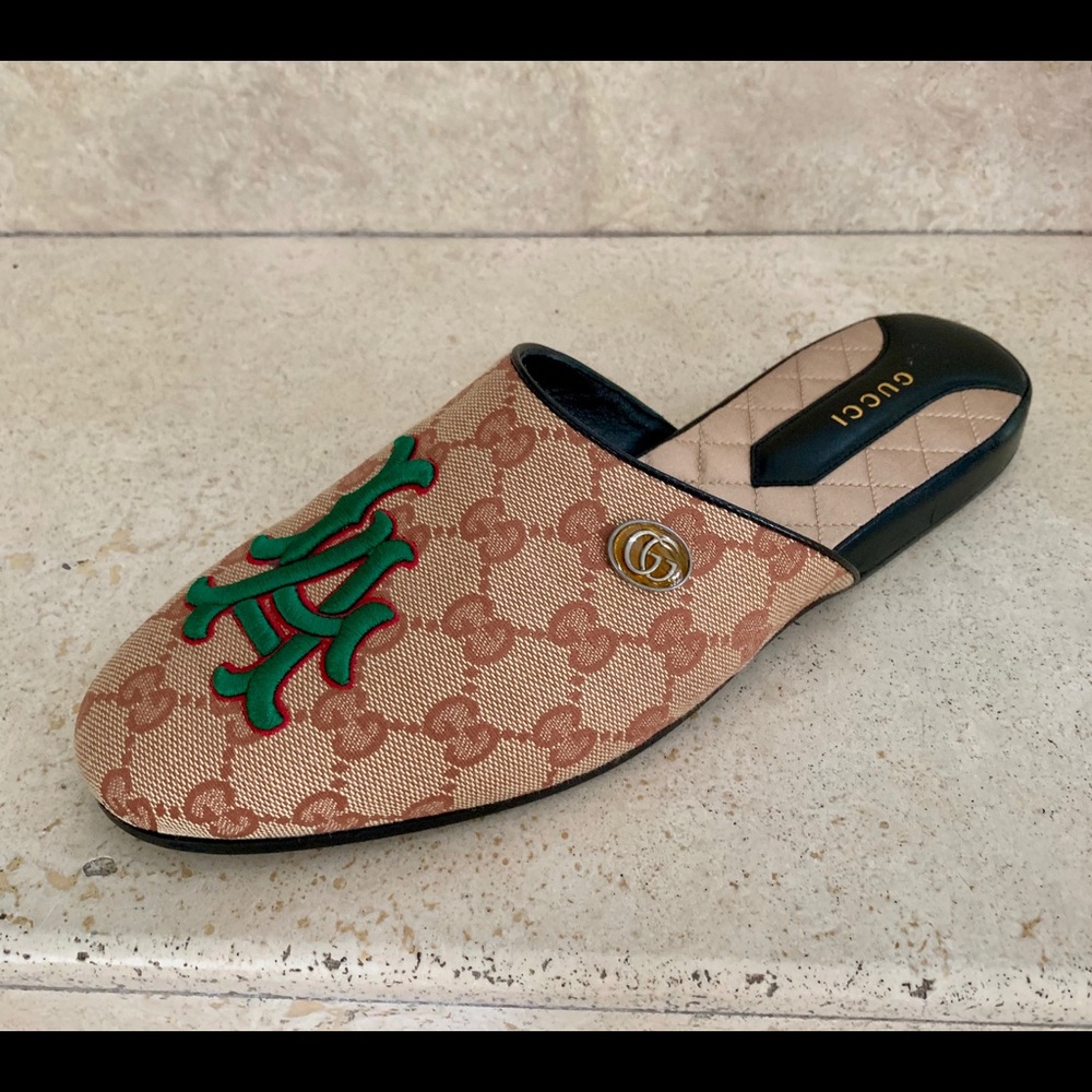Brand new LA Flamel mules size 39.